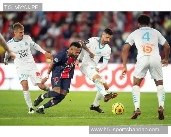 拉菲尼亚伤缺两场有望复出迎战皇马霍安加西亚将缺席国家德比