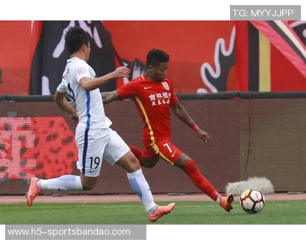 巴媒报道格雷米奥即将签约前胜利主帅卡斯特罗月薪约31万欧元